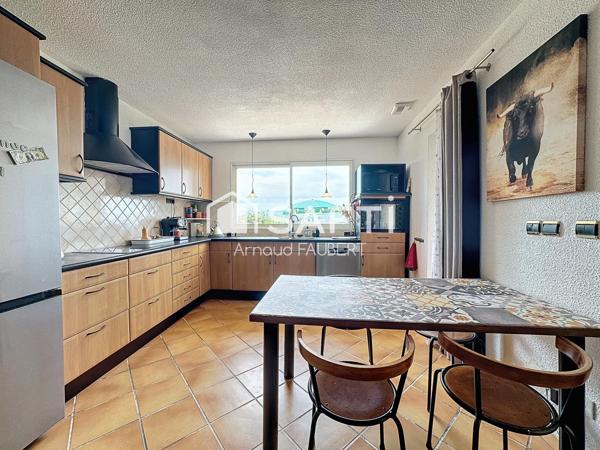 Villa T6 avec pool house face aux Pyrénées