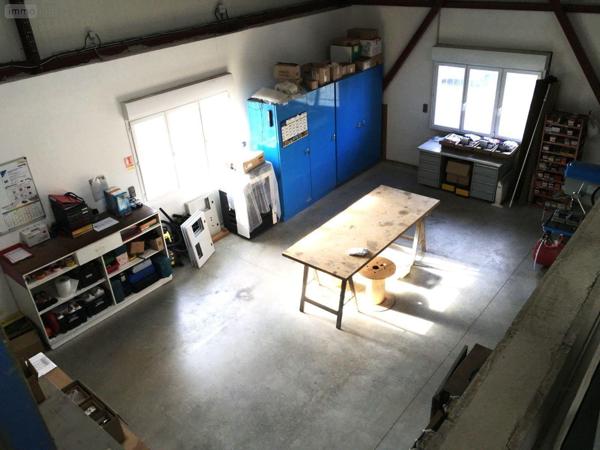 Local Professionnel et commercial à louer à Bignicourt-sur-Marne dans la Marne (51300), ref : 51081/958