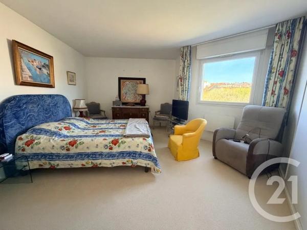 Appartement F4 à vendre  6 pièces - 130 m 2   BOULOGNE SUR MER  - 62