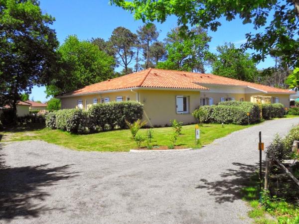 Maison 210 m2 composés de 6 gîtes proche mer