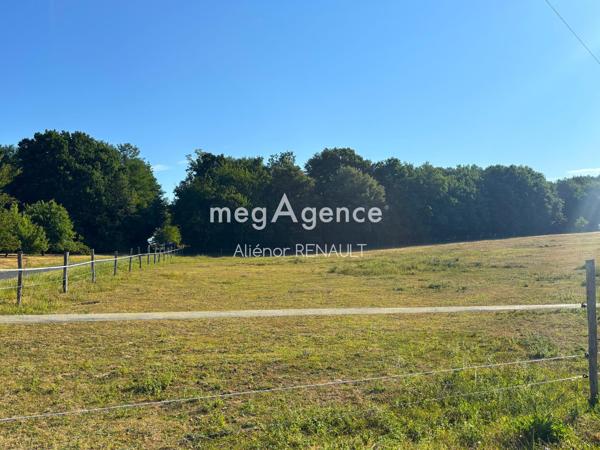 Terrain à Lalinde, 24150 - 6760m²