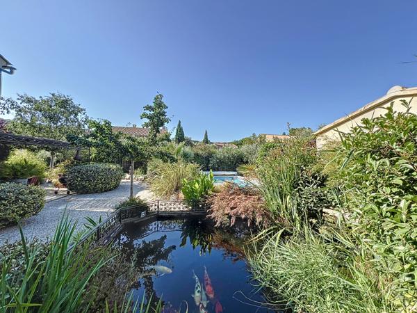 Cavaillon (84300) À Cavaillon, maison 9 pièces piscine et terrain de 1090 m2