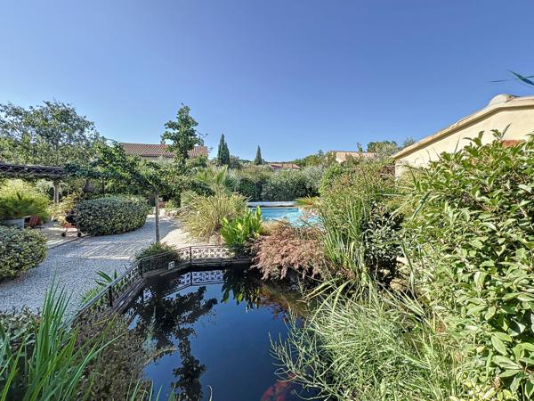 Cavaillon (84300) À Cavaillon, maison 9 pièces piscine et terrain de 1090 m2