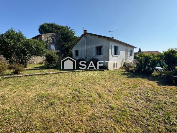 MAISON DE VILLAGE 3 CHAMBRES GARAGE ET JARDIN A CHAMPDENIERS !