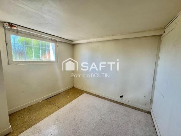 MAISON DE VILLAGE 3 CHAMBRES GARAGE ET JARDIN A CHAMPDENIERS !