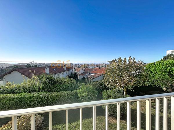 Vente
                Appartement112 m² - 5 Pièces -
                    BIARRITZ (64200)