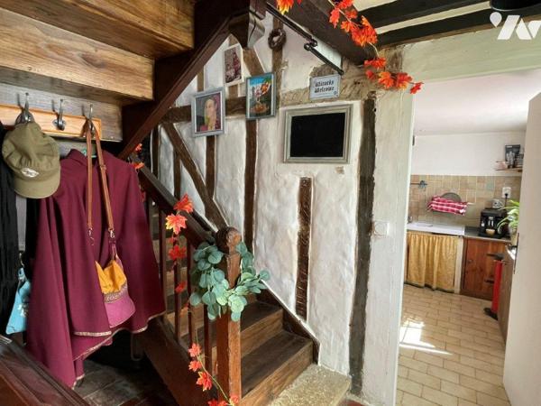 Proche de Marciac (8min) Maison ancienne (mitoyenne) au calme sur 4491m² de terrain.