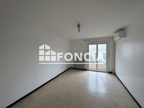 Location Appartement 2 pièces 46.9 m² - 45 RUE SEGUIER Nimes 30000