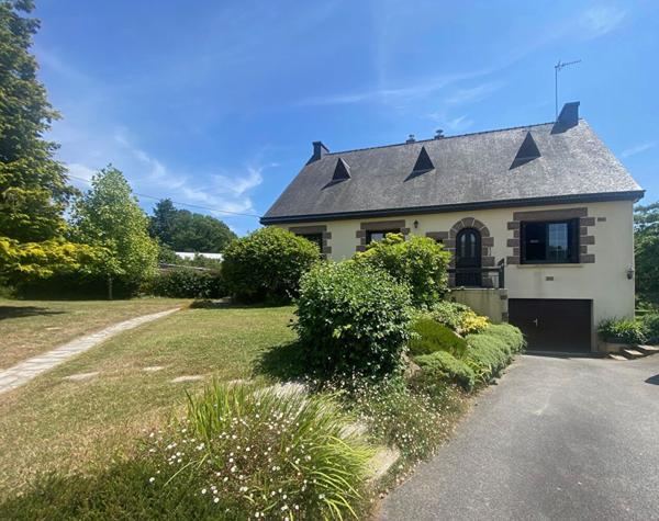 Maison de 7 pieces a Ploermel (56800)