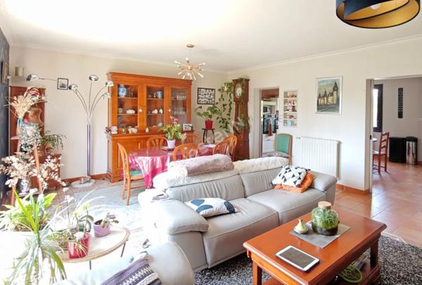 Maison de 7 pieces a Ploermel (56800)