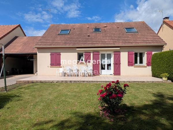Maison à LA CHAPELLE-SAINT-AUBIN, 72650 - 5 pièces 91m²