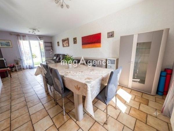 Maison à LA CHAPELLE-SAINT-AUBIN, 72650 - 5 pièces 91m²