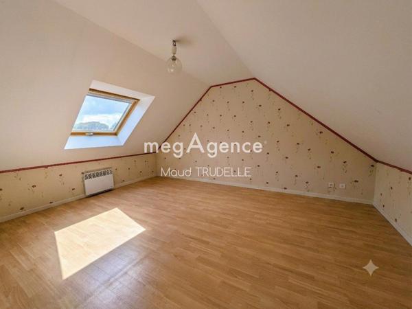 Maison à LA CHAPELLE-SAINT-AUBIN, 72650 - 5 pièces 91m²