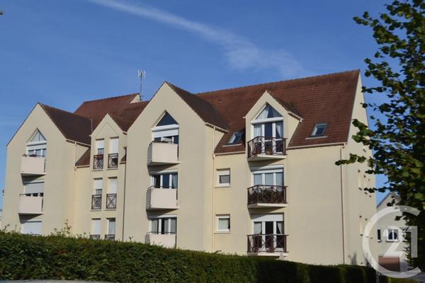 Appartement Studio à vendre  1 pièce - 30,97 m 2   CREPY EN VALOIS  - 60