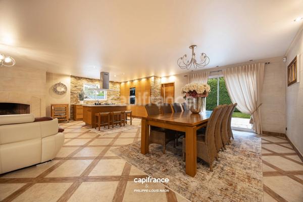 Rare sur le secteur : un plain-pied total aux prestations haut de gamme, à seulement 5mn du Mans.