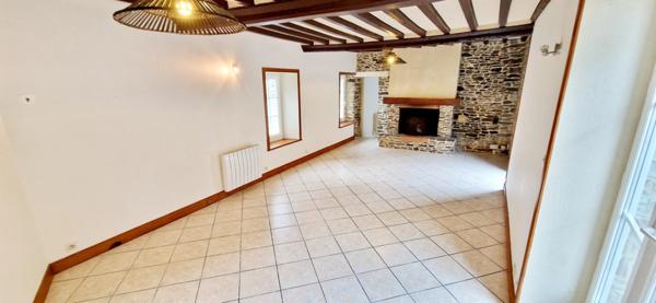 EXCLUSIVITE!! Maison en pierre – de 135 m², 3 chambres + bureau – À 5 min de Saint-Lô – Idéal investisseur / premier achat