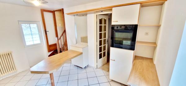 EXCLUSIVITE!! Maison en pierre – de 135 m², 3 chambres + bureau – À 5 min de Saint-Lô – Idéal investisseur / premier achat