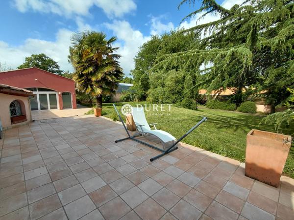 MAISON 205 M² 4 CHAMBRES 2200 M²