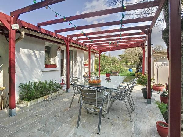 Maison - 84m2 - 3 pièces avec terrain indépendant de 2067 m2 constuctible