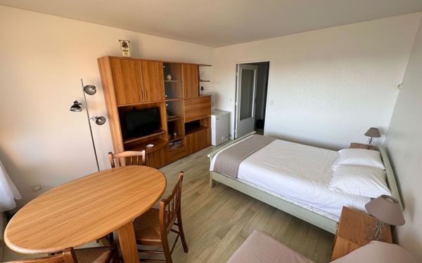 Appartement à vendre    1 pièce • 28,30 m2 Dax