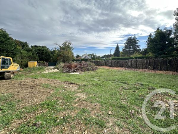 Terrain à vendre  884 m2 LOUVECIENNES - 78
