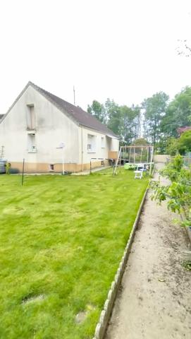 “Maison Confortable de 93 m² avec 3 Chambres et Terrain de 606 m²”