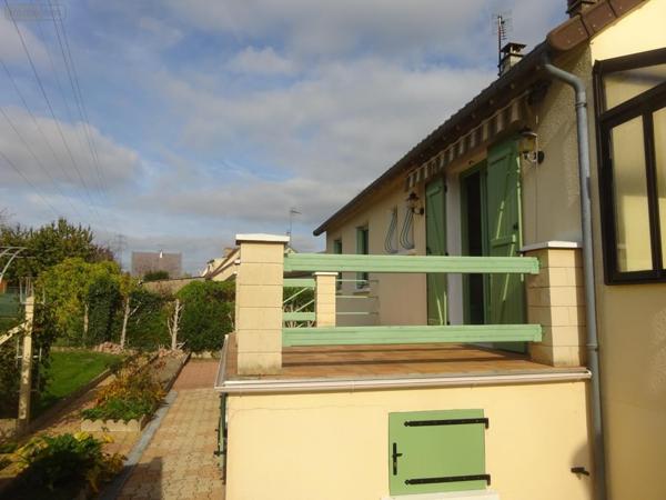 Pavillon à vendre à Nogent-le-Rotrou dans l'Eure-et-Loir (28400), ref : NOG 1004