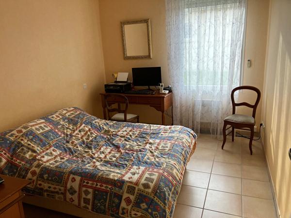 Dans Résidence Sénioriale de Meursac, à vendre maison de plain-pied, 86 m², 2 chambres, 110 m² de terrain privatif