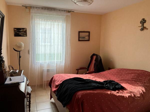 Dans Résidence Sénioriale de Meursac, à vendre maison de plain-pied, 86 m², 2 chambres, 110 m² de terrain privatif