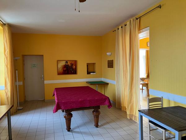 Dans Résidence Sénioriale de Meursac, à vendre maison de plain-pied, 86 m², 2 chambres, 110 m² de terrain privatif