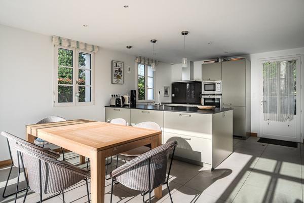 Vente Maison de luxe Arradon 8 Pièces 151.8 m²