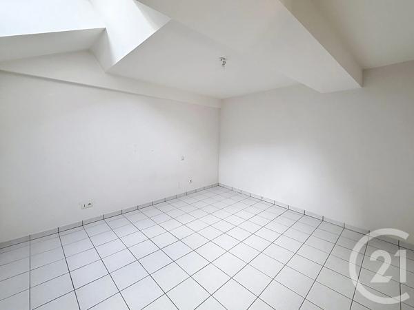 Appartement F3 à vendre  4 pièces - 89,74 m 2   REMIREMONT  - 88