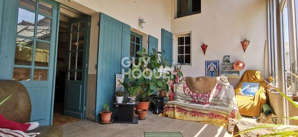 Maison de ville en pierre GONTAUD DE NOGARET 8 Pièces