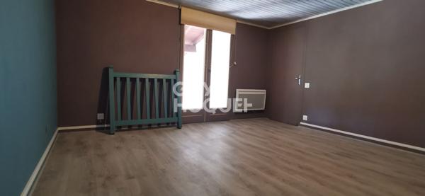 Maison de ville en pierre GONTAUD DE NOGARET 8 Pièces