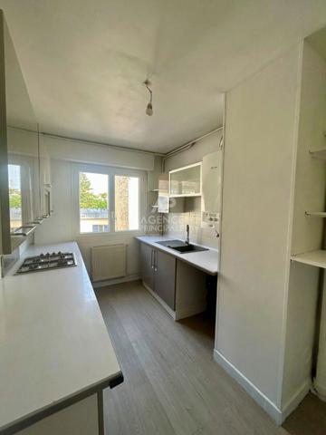 Appartement Poissy 3 pièce(s) 76m2 €279 000 ** - Référence 9169