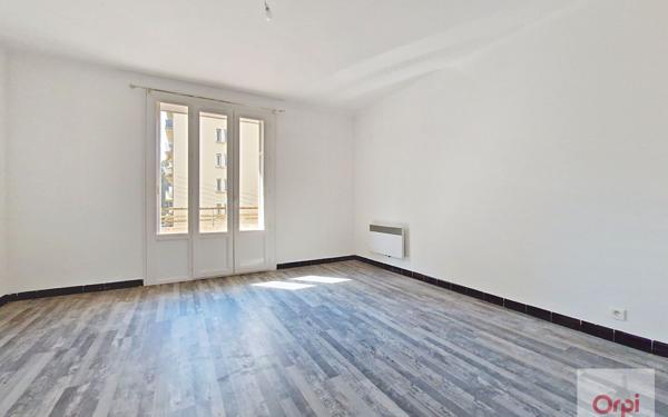 Appartement à louer    3 pièces • 67 m2 Ajaccio