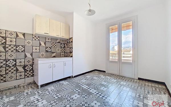 Appartement à louer    3 pièces • 67 m2 Ajaccio