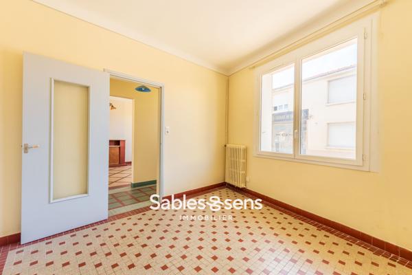Maison T5 à rénover avec garage dans le bourg d’Olonne-sur-Mer