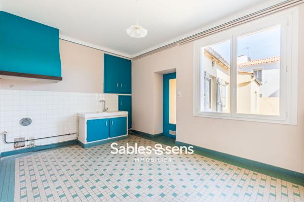 Maison T5 à rénover avec garage dans le bourg d’Olonne-sur-Mer