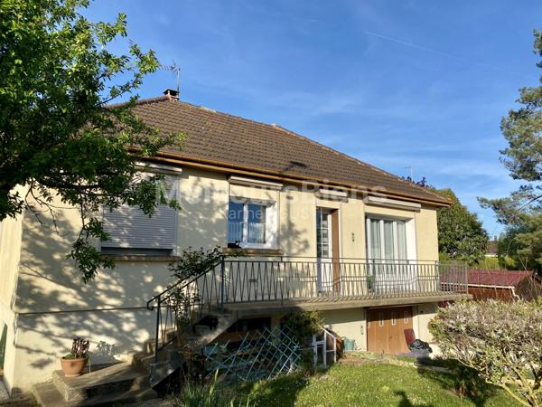 Pavillon sur sous-sol proche hôpital