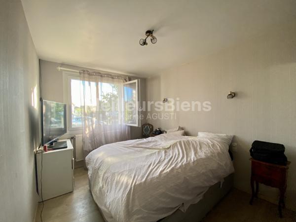 Pavillon sur sous-sol proche hôpital