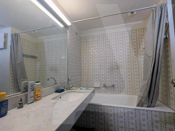 Studio 21 m² – Ile de Nantes– 3ème étage – Résidence sécurisée avec gardien - 44200 Nantes - Réf 296