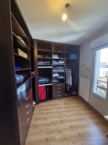 BRON PLEIN CENTRE APPARTEMENT DUPLEX 136 M² CARREZ