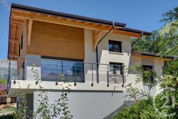 Maison à vendre  5 pièces - 129,81 m2 SALLANCHES - 74