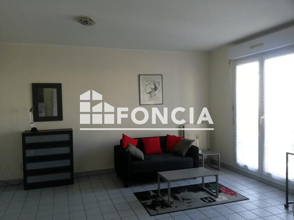 Location Studio 41.49 m² - 31 AVENUE DE VERDUN Niort 79000