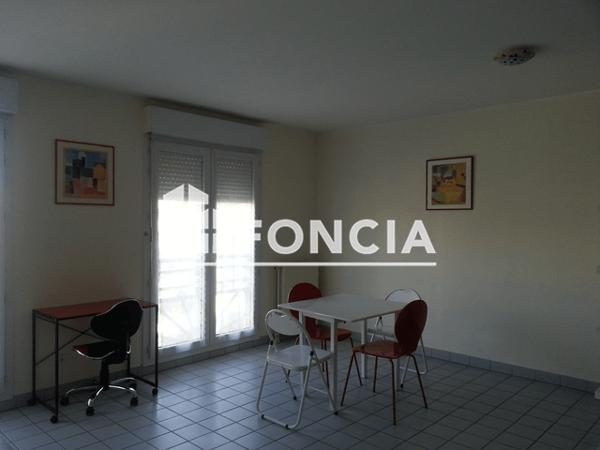 Location Studio 41.49 m² - 31 AVENUE DE VERDUN Niort 79000