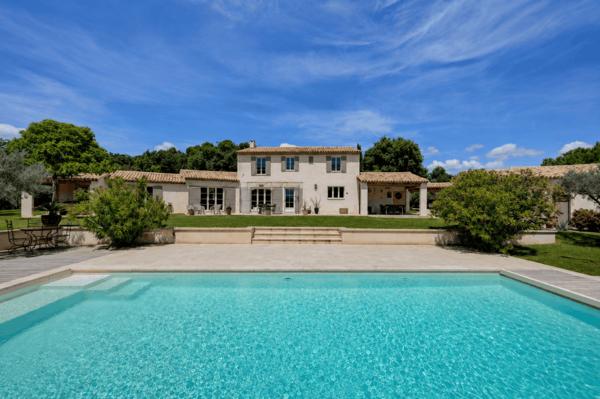 Vente Maison de luxe Aix-en-Provence 8 Pièces 230 m²
