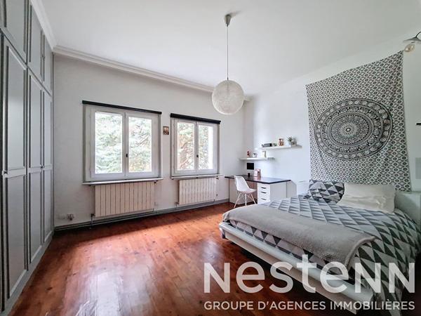 ST BONNET DE MURE Le Haut - Maison de 150 m² et 6 pièces sur terrain arboré de 549 m²