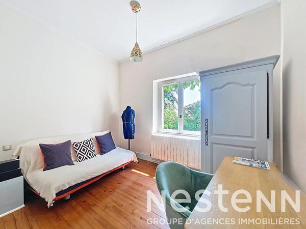 ST BONNET DE MURE Le Haut - Maison de 150 m² et 6 pièces sur terrain arboré de 549 m²