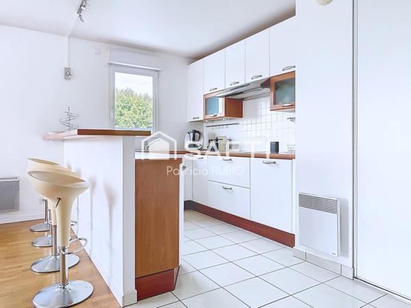 RUEIL MALMAISON- T3 avec balcon et deux parkings